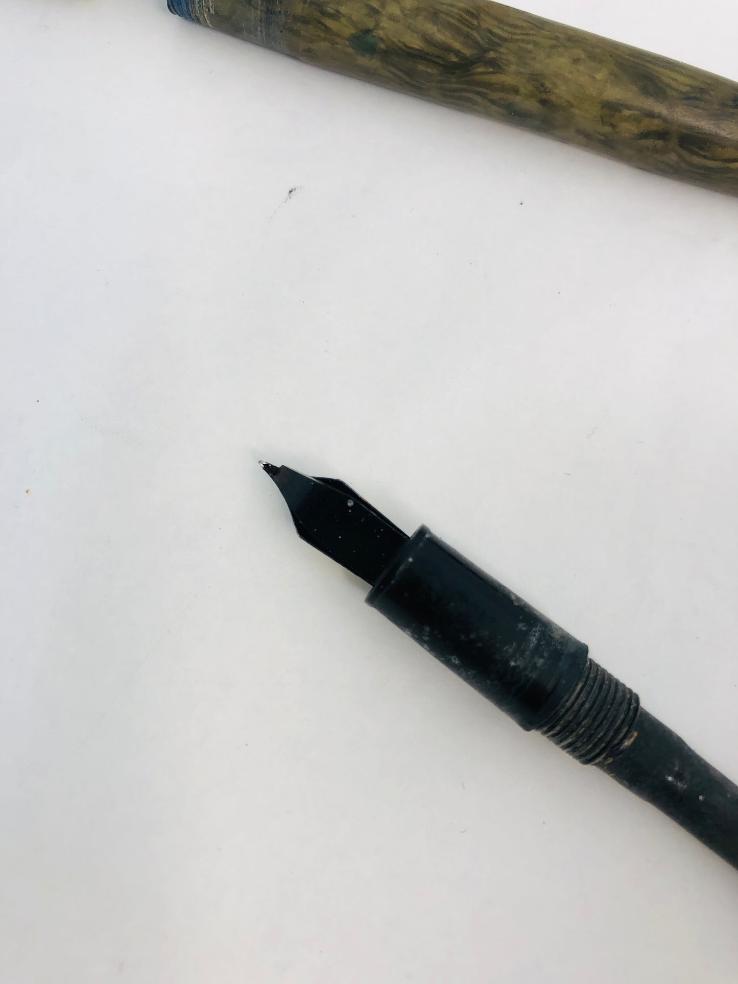 
                  
                    Vintage Platignum Fountain Pen (21294)
                  
                