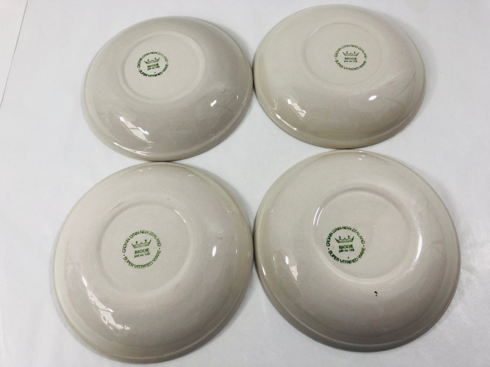
                  
                    Crown Lynn - Mode 135 Soup Bowls x 4 (20587)
                  
                