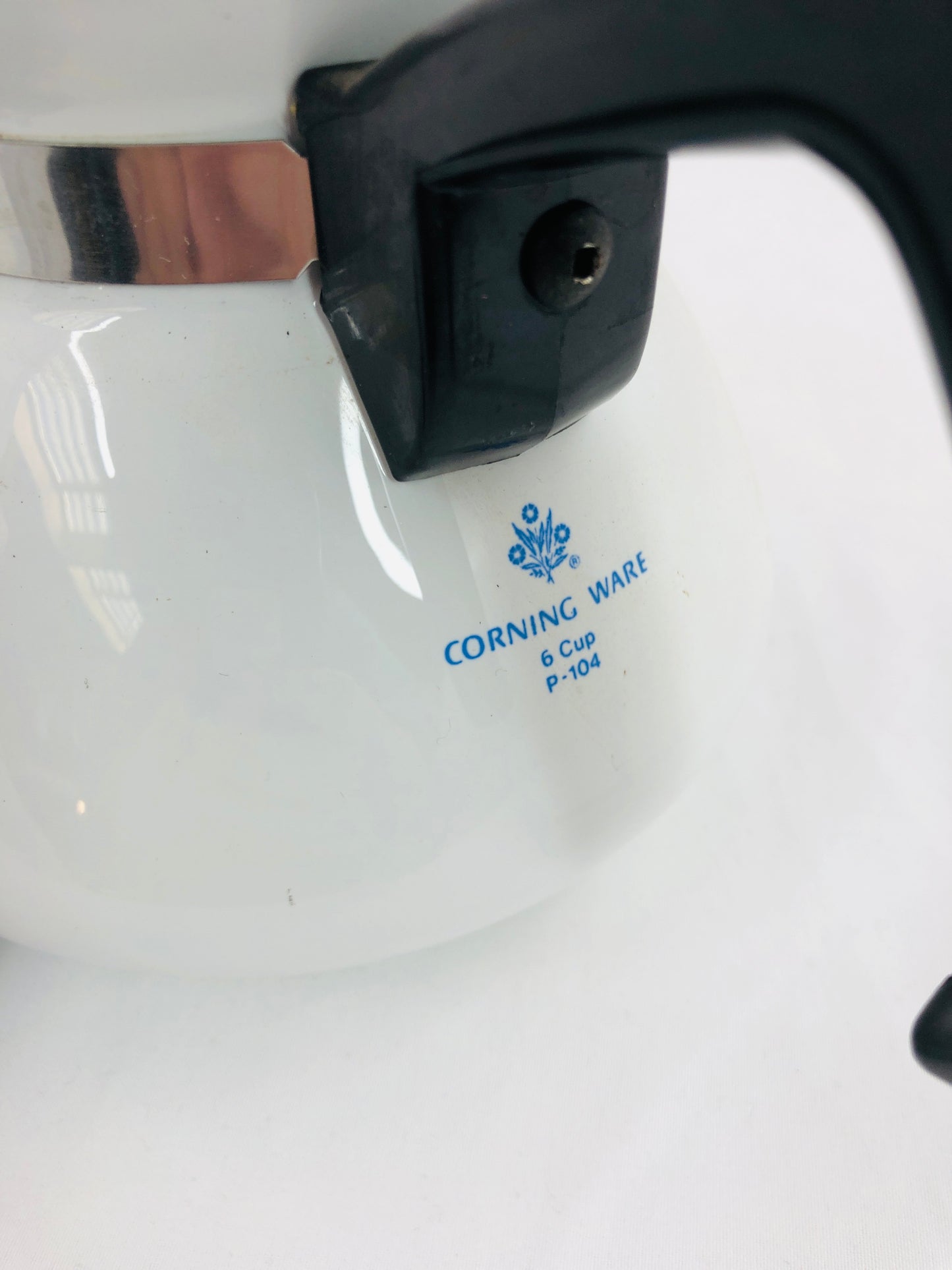 
                  
                    Corning Ware Vintage Tea Kettle (21148)
                  
                