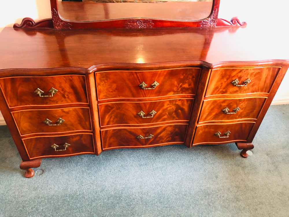 
                  
                    French Provincial 9 Drawer Dresser with Mirror (21779)
                  
                