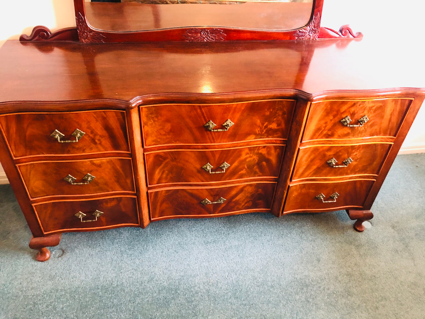 
                  
                    French Provincial 9 Drawer Dresser with Mirror (21779)
                  
                