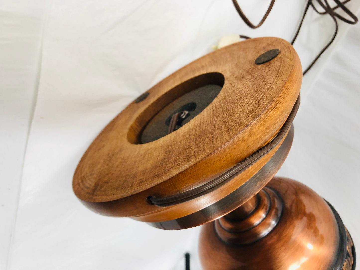 
                  
                    Matching Copper Look Kerosene Lamps (20850)
                  
                