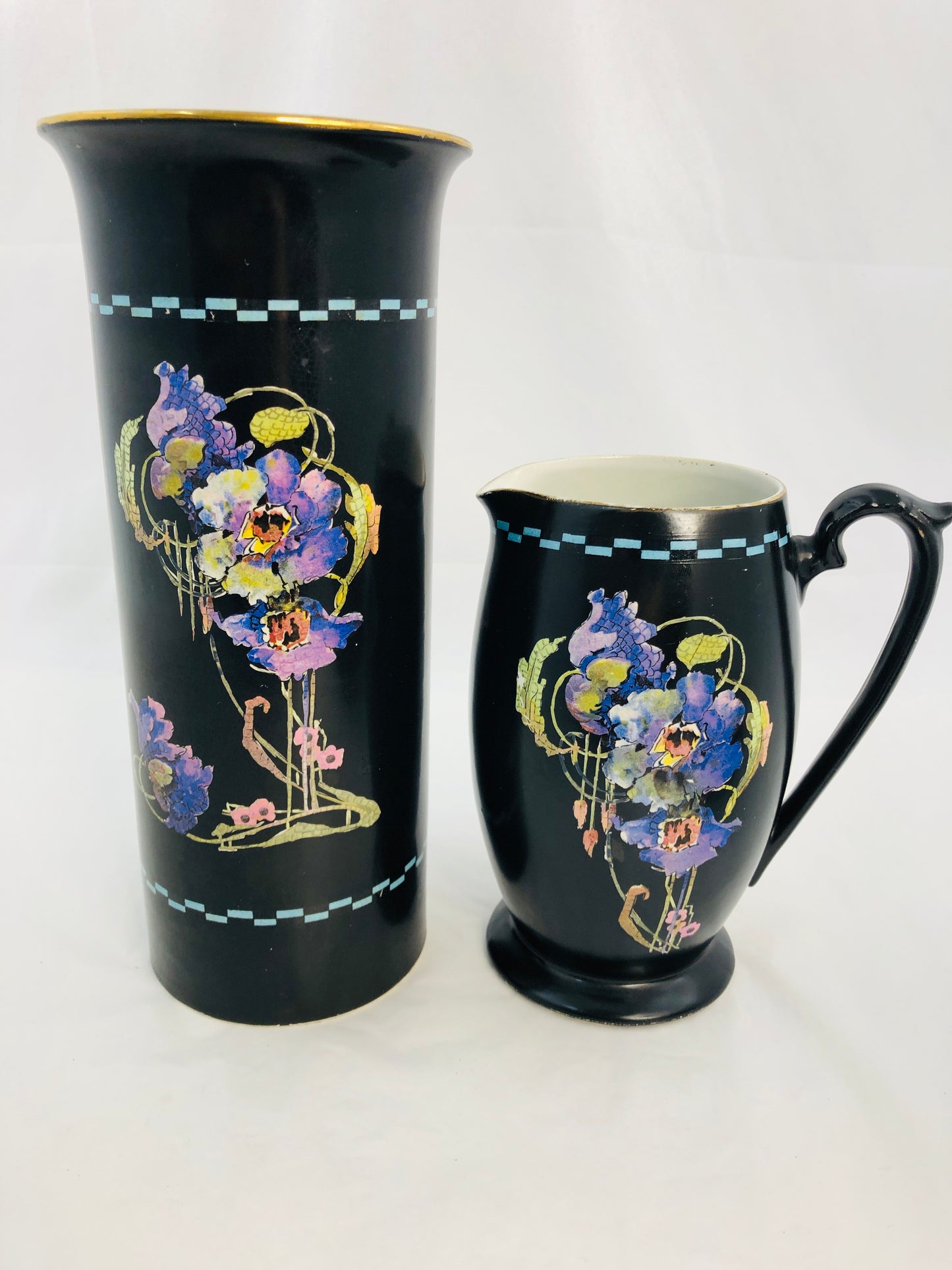 
                  
                    Very Rare Antique Hollinshead & Kirkham -Unicorn Ironstone Ware (21344)
                  
                
