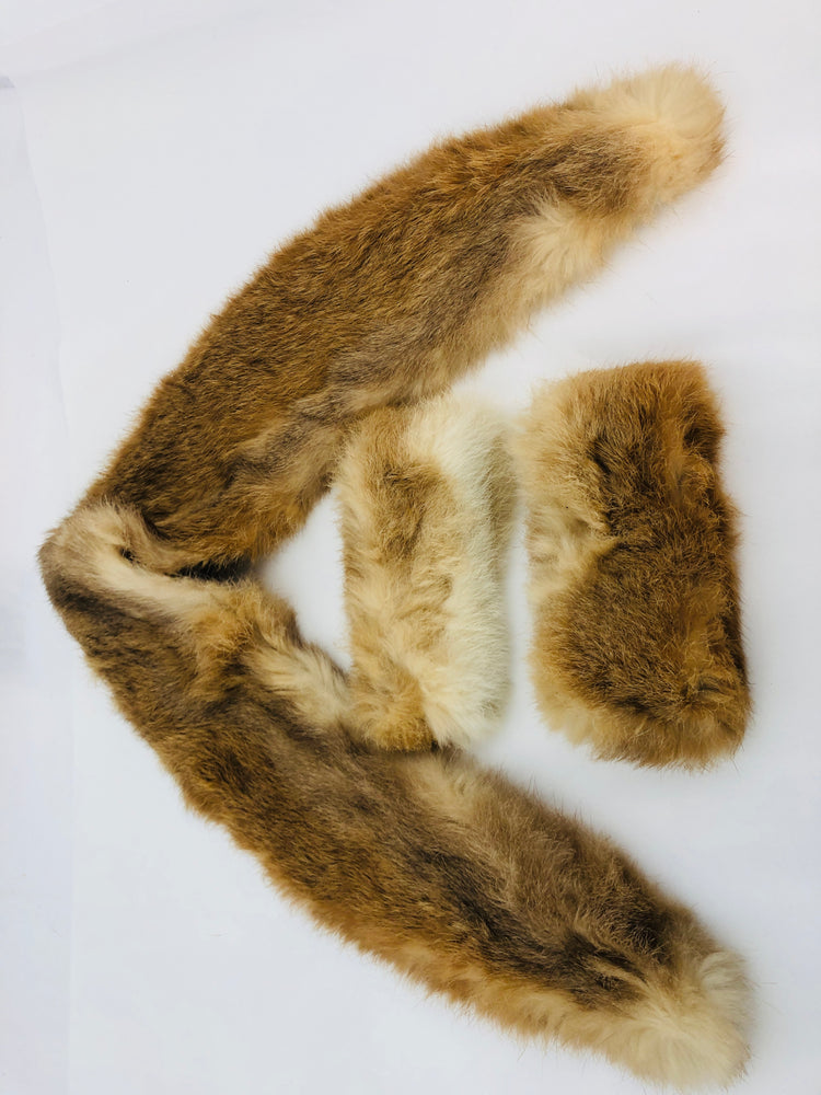 
                  
                    Fur Stole & Cuffs (21659)
                  
                
