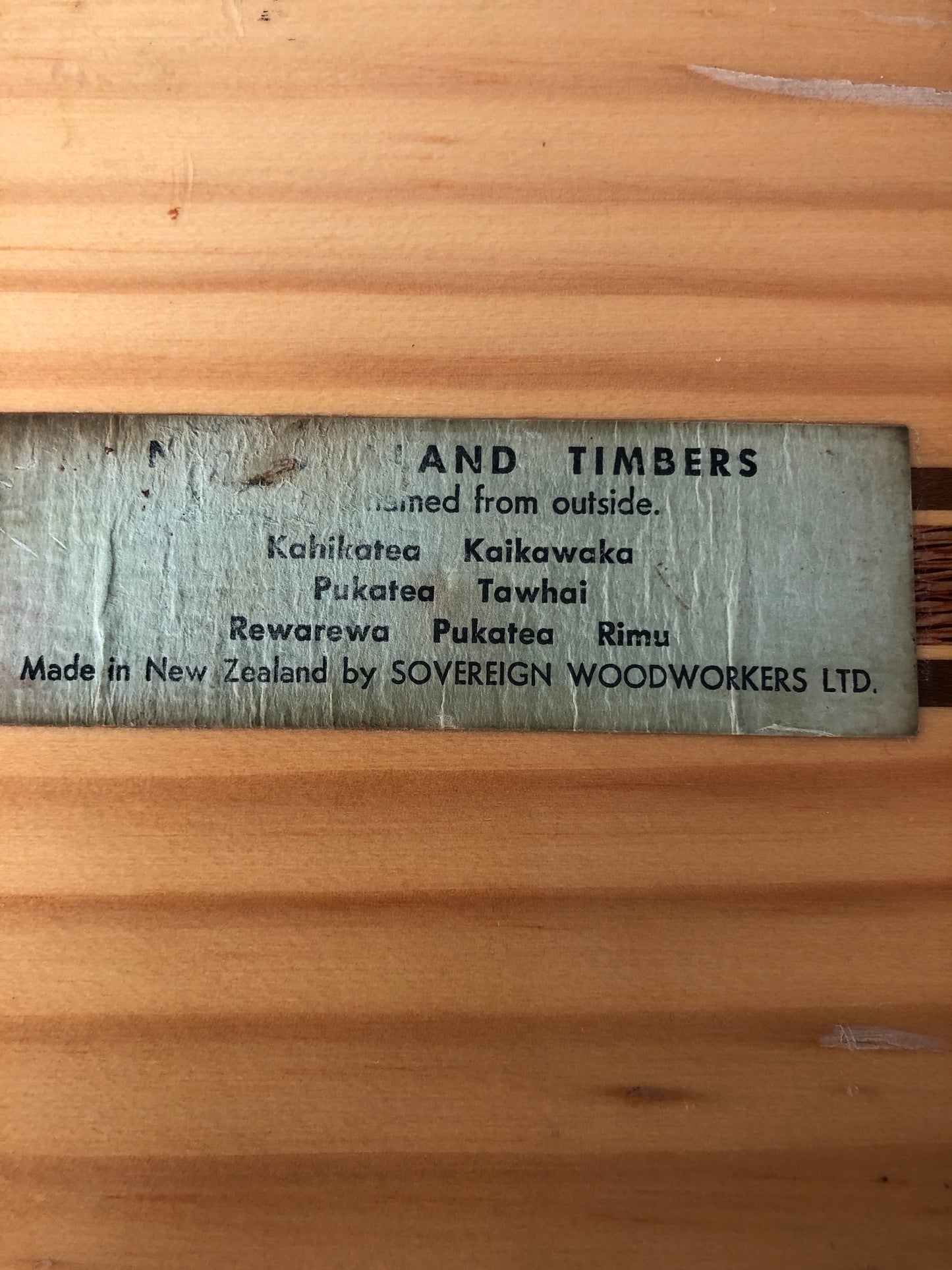 
                  
                    New Zealand Timbers Wood Bowl (14985)
                  
                