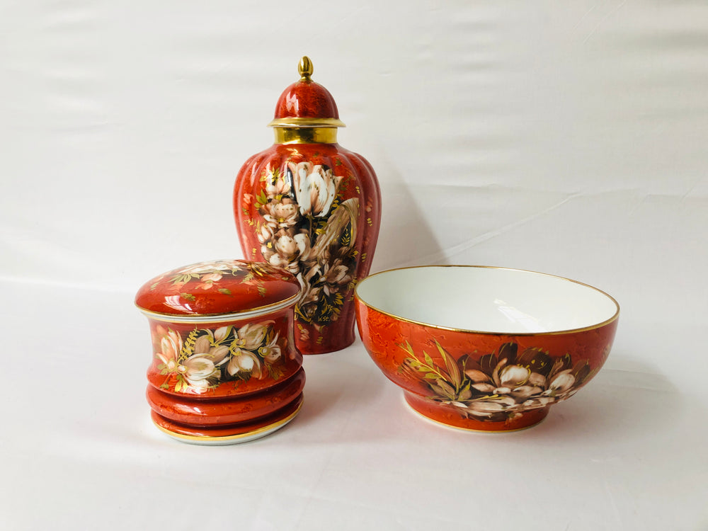
                  
                    Vintage Florencia Urn  -Thomas M.R. (15047)
                  
                