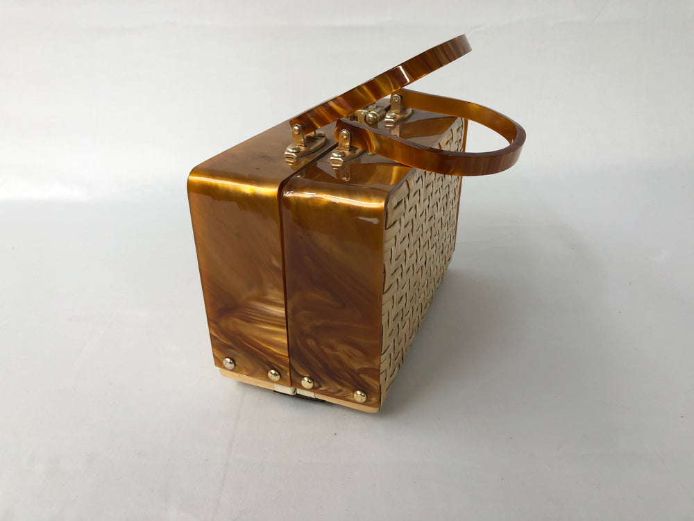 
                  
                    Retro 1960's Boxed Handbag (15128)
                  
                