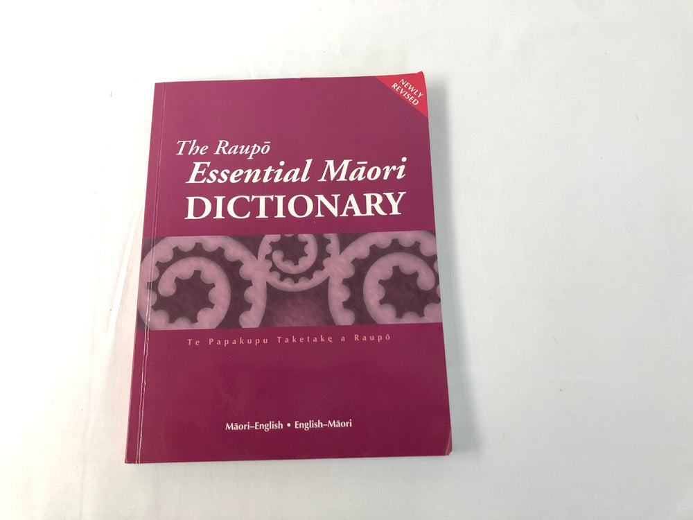 Raupo Essential Maori Dictionary (15167)