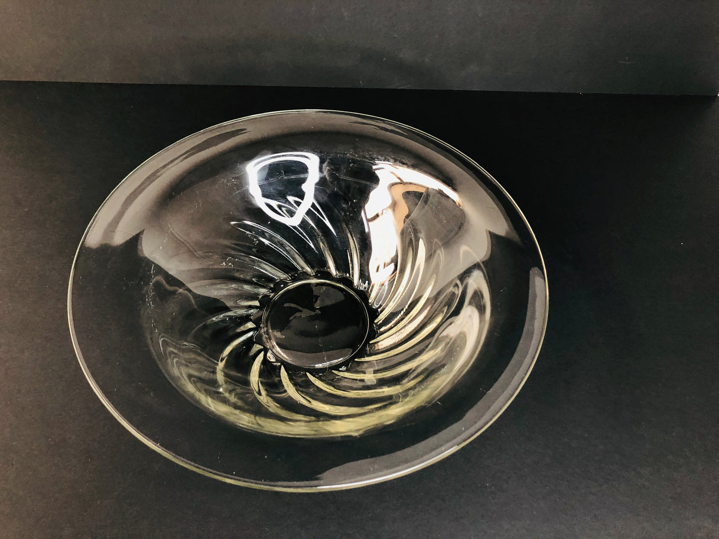 
                  
                    Glass Fruit Bowl (15218)
                  
                