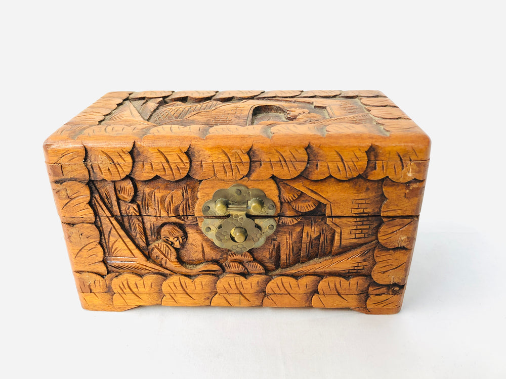 Chinese Camphor Wood Jewellery Box (15314)