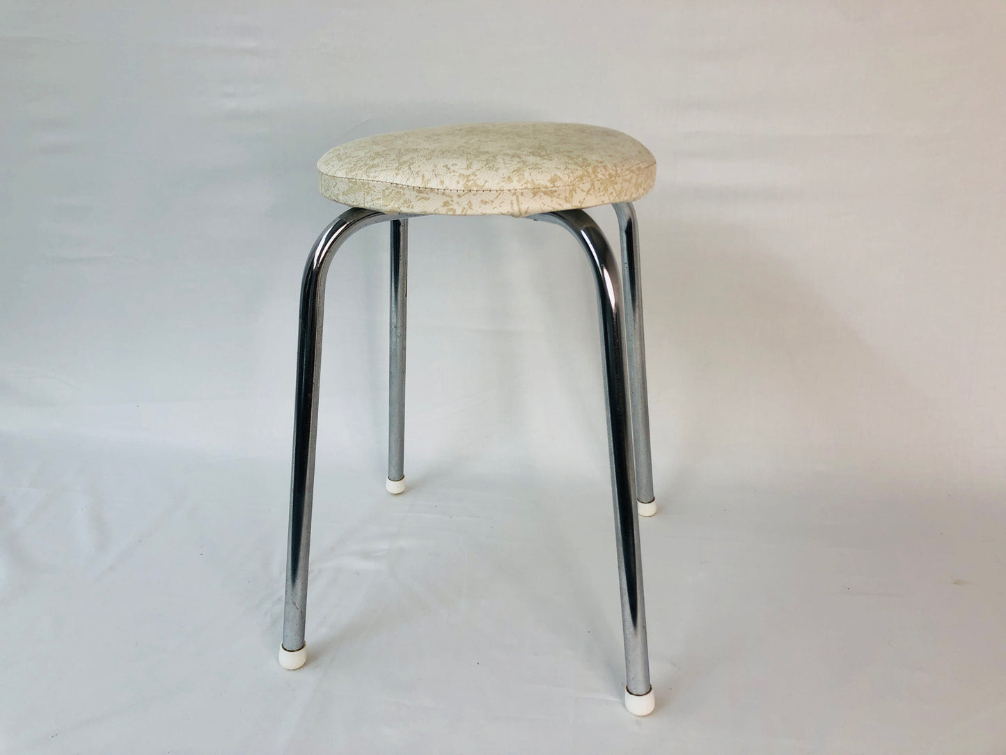 
                  
                    Retro Stool (15473)
                  
                