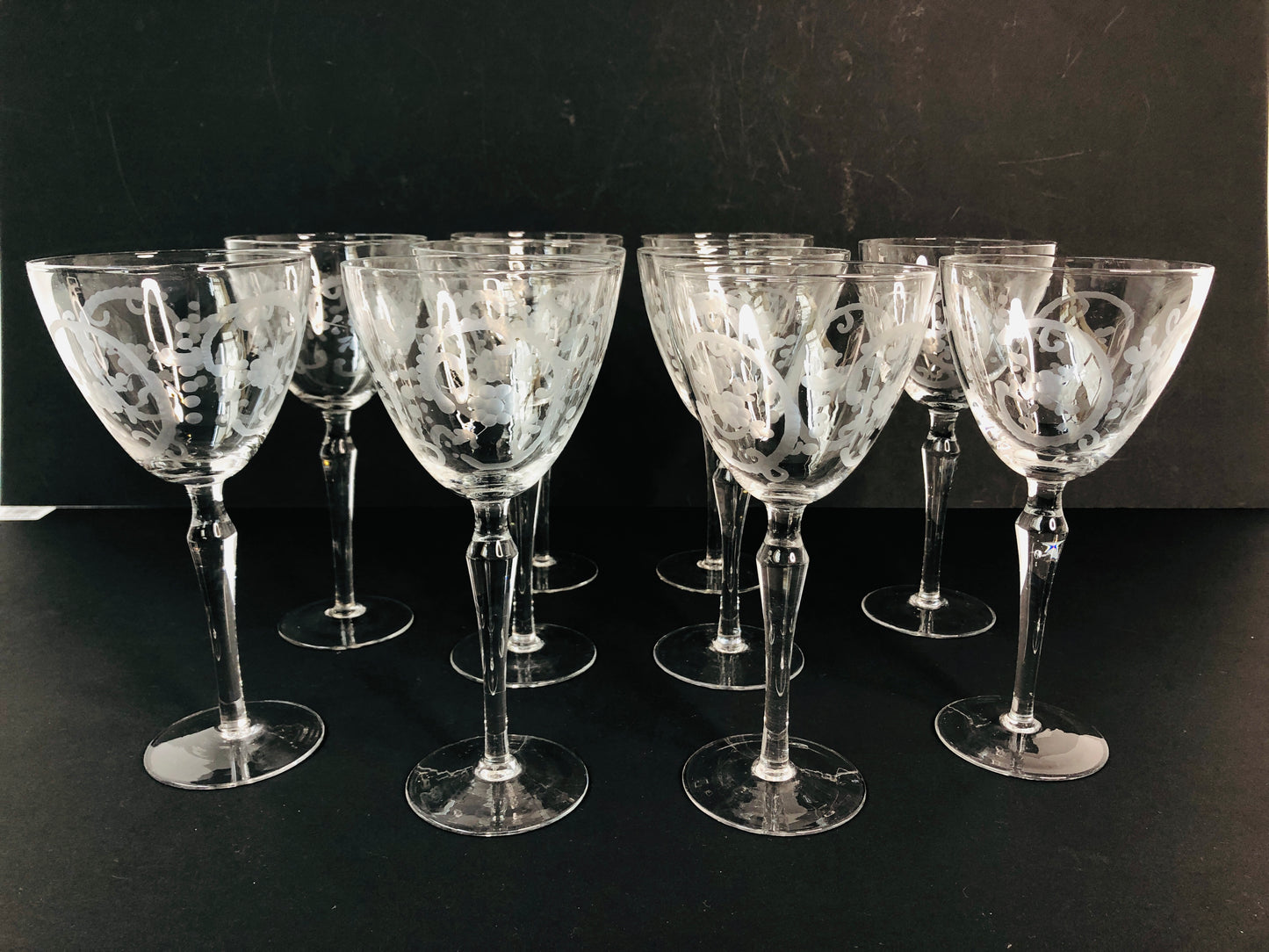 
                  
                    Engraved Wine Glasses x 10 (15522)
                  
                