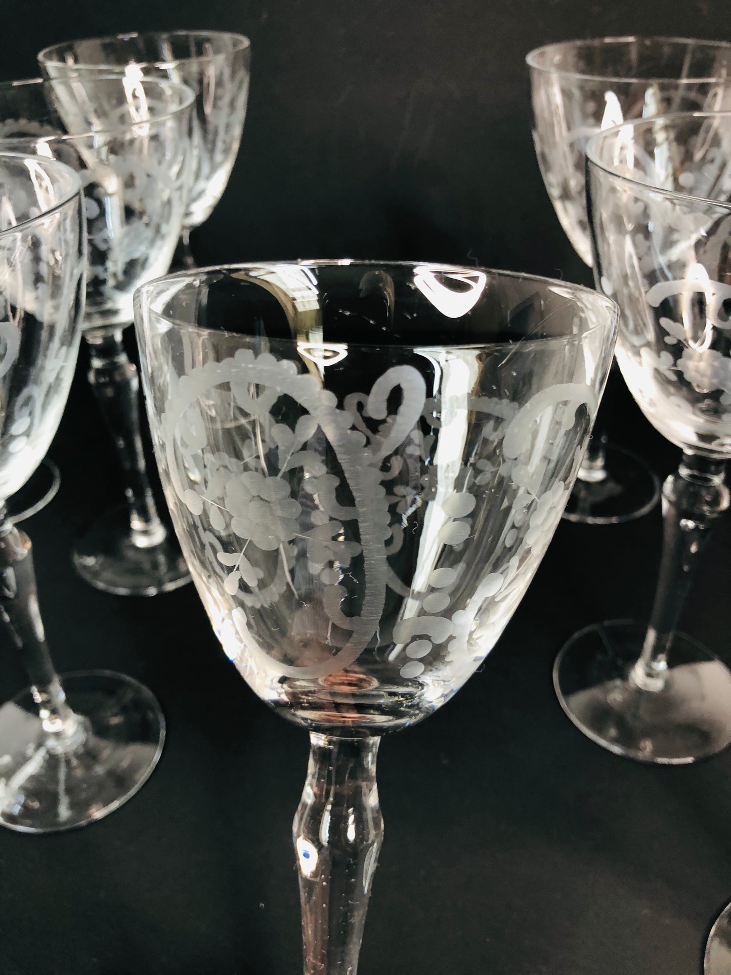 
                  
                    Engraved Wine Glasses x 10 (15522)
                  
                