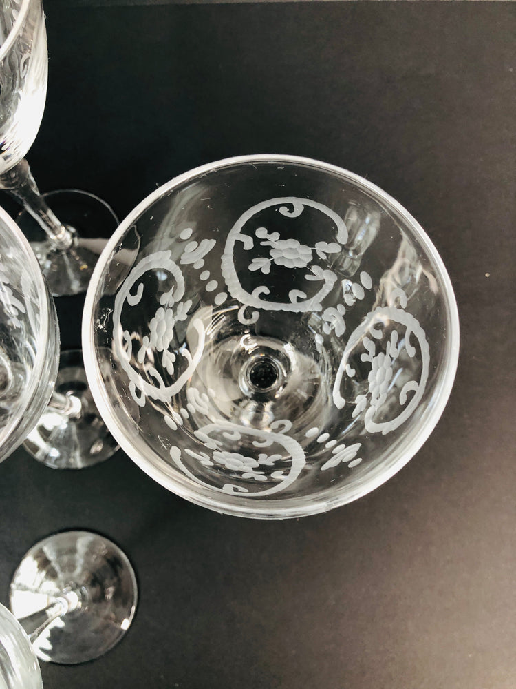 
                  
                    Engraved Wine Glasses x 10 (15522)
                  
                