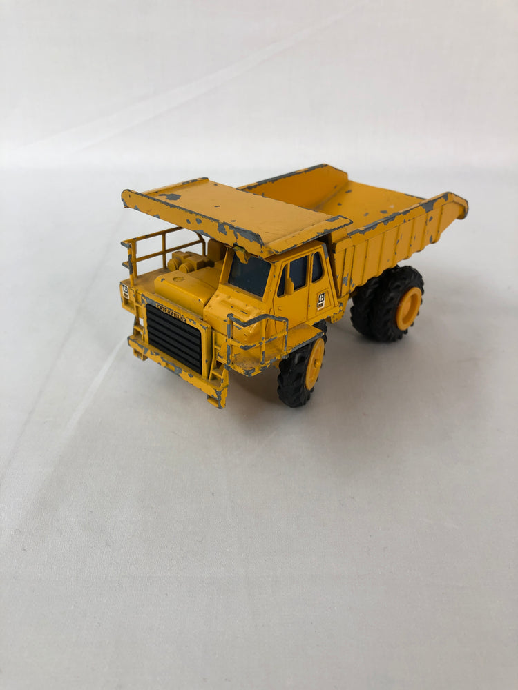 
                  
                    Caterpillar - No 222 Dump Truck (15595)
                  
                