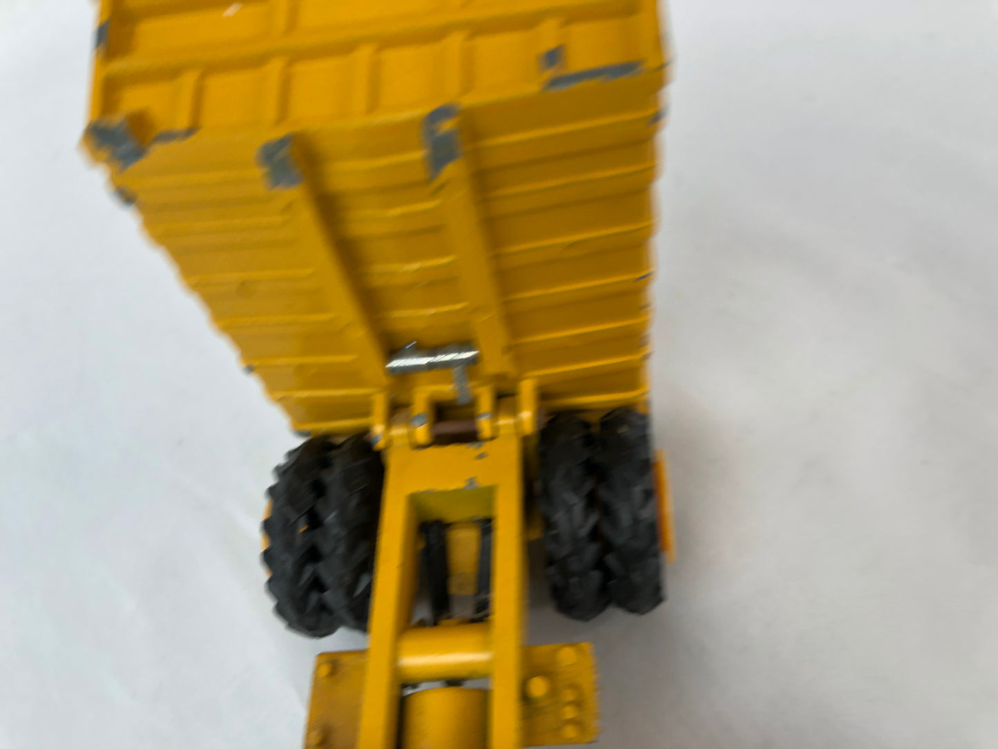 
                  
                    Caterpillar - No 222 Dump Truck (15595)
                  
                