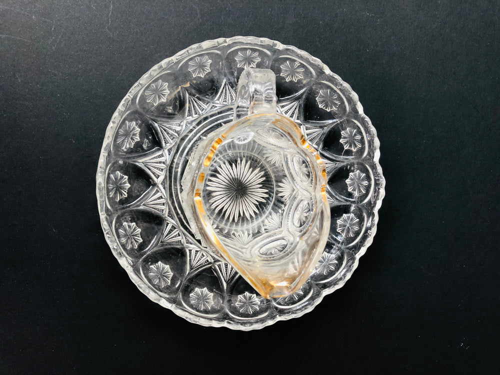
                  
                    Jug and Serving Plate (15627)
                  
                