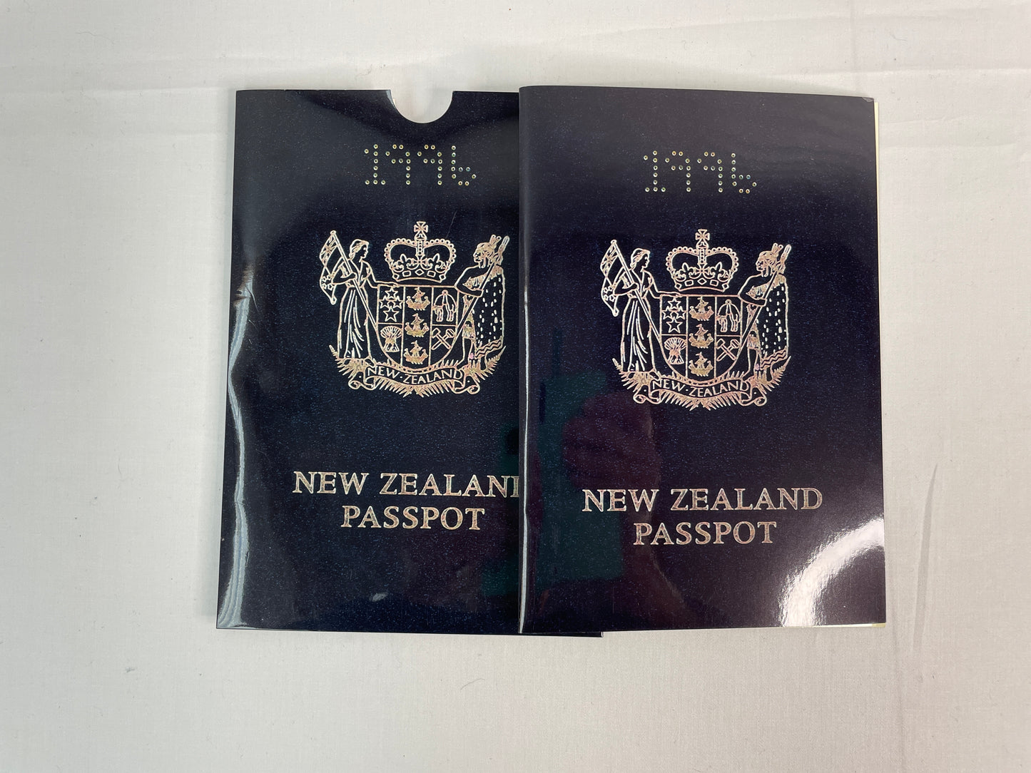 
                  
                    1996 - New Zealand Passport Phonecard Presentation Set (15334)
                  
                