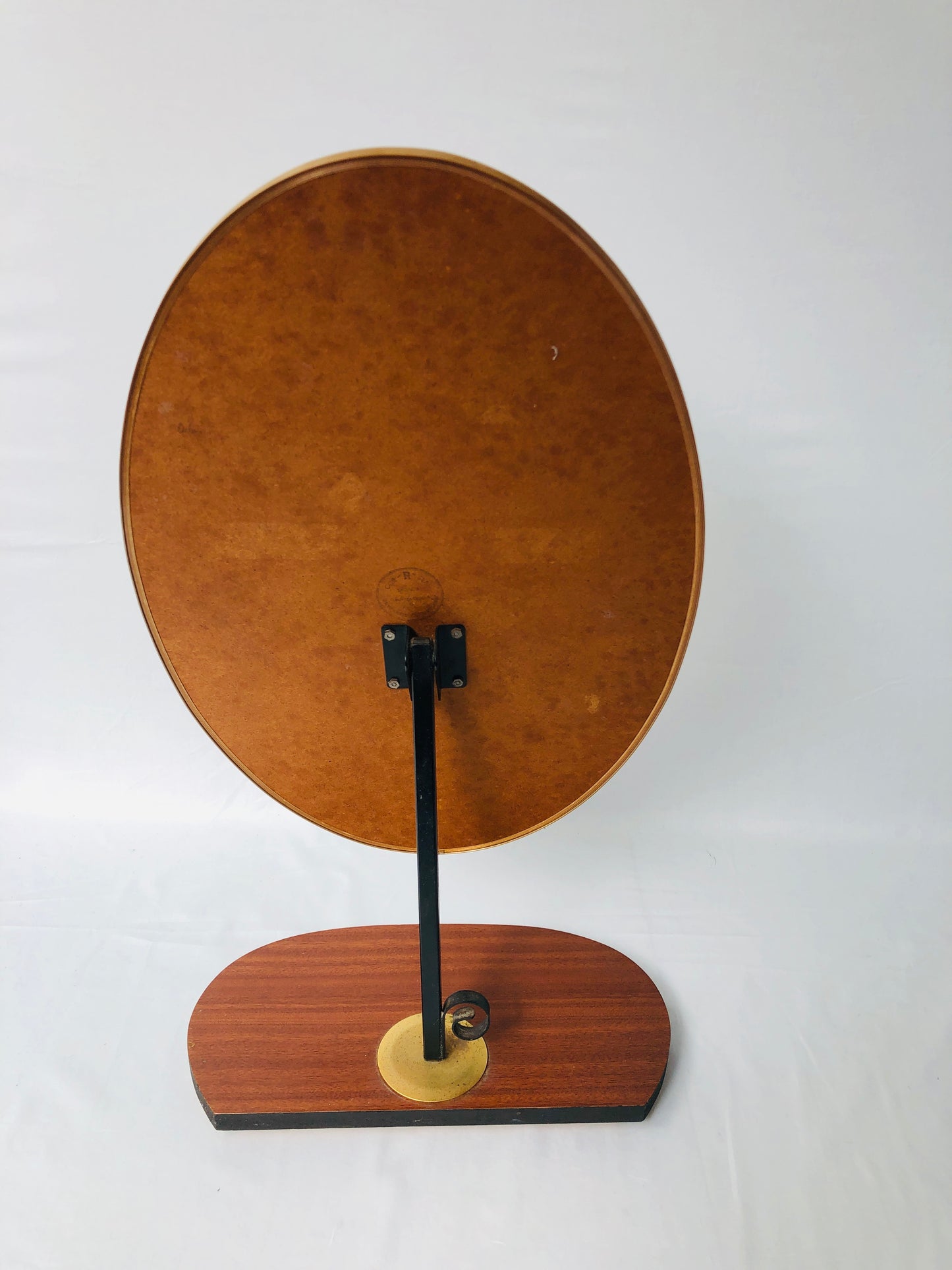
                  
                    Oval Vintage Mirror Cop-R-Seal Electrolytic (15806)
                  
                