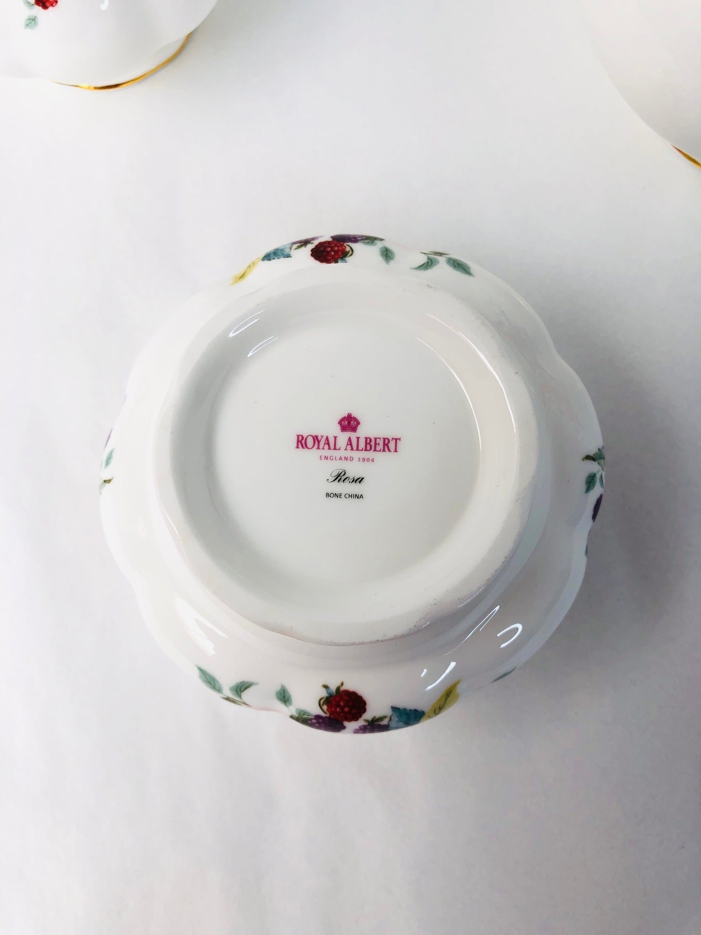
                  
                    Royal Albert - Rosa Tea Set (15813)
                  
                