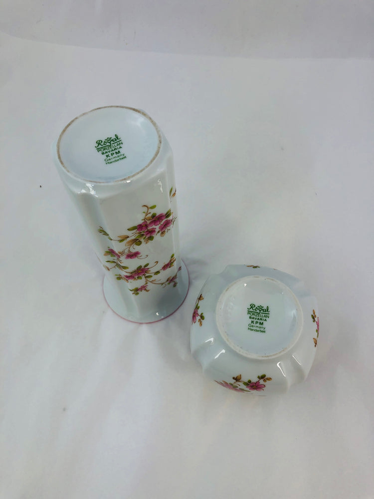 
                  
                    Royal Porzellan Bavaria Vases x 2 (21824)
                  
                