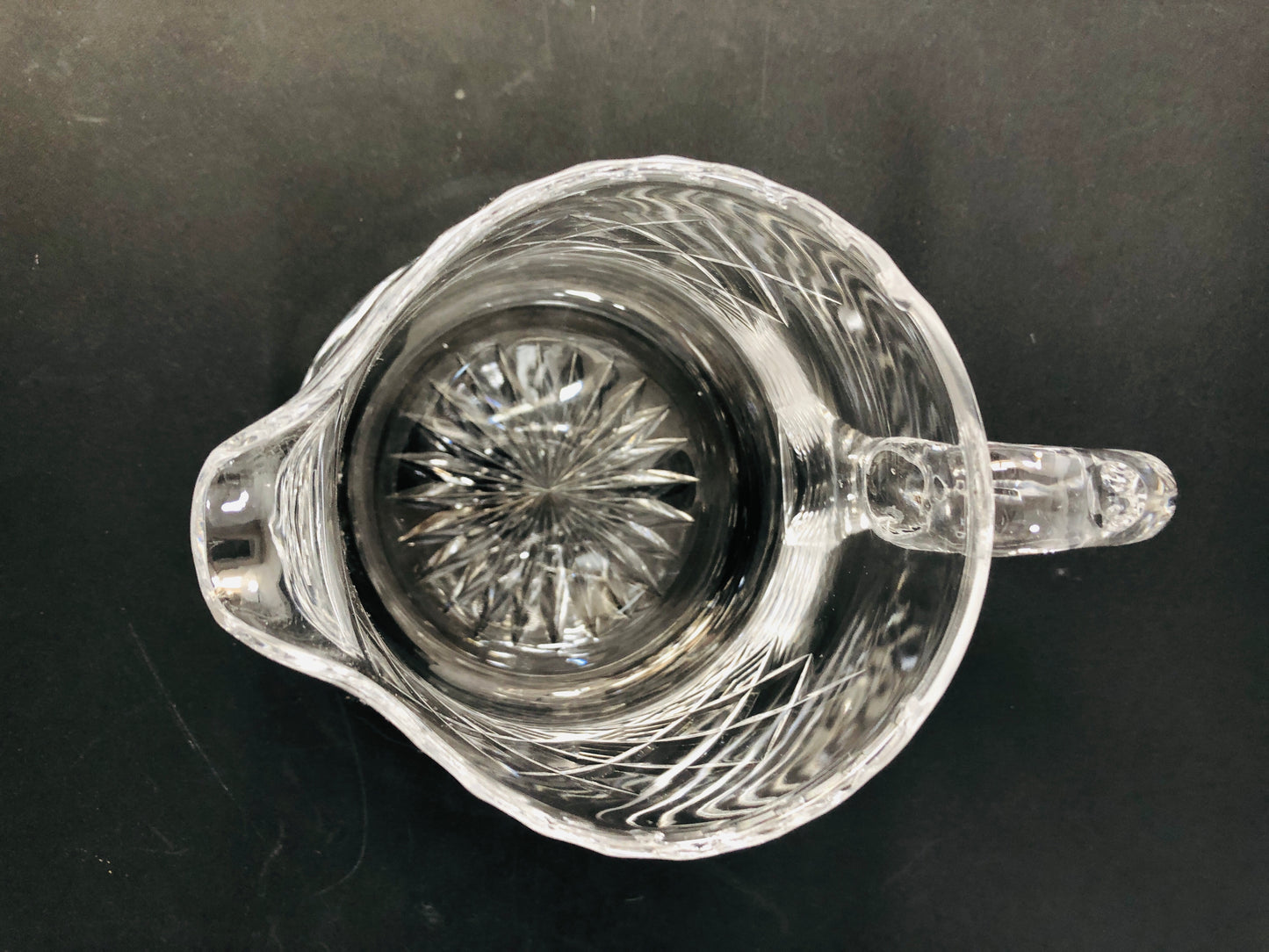 
                  
                    Beautiful Large Crystal Jug (21825)
                  
                