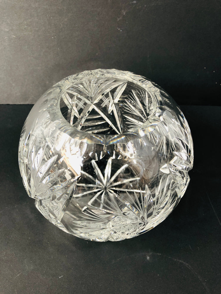 
                  
                    Crystal Rose Bowl (21817)
                  
                