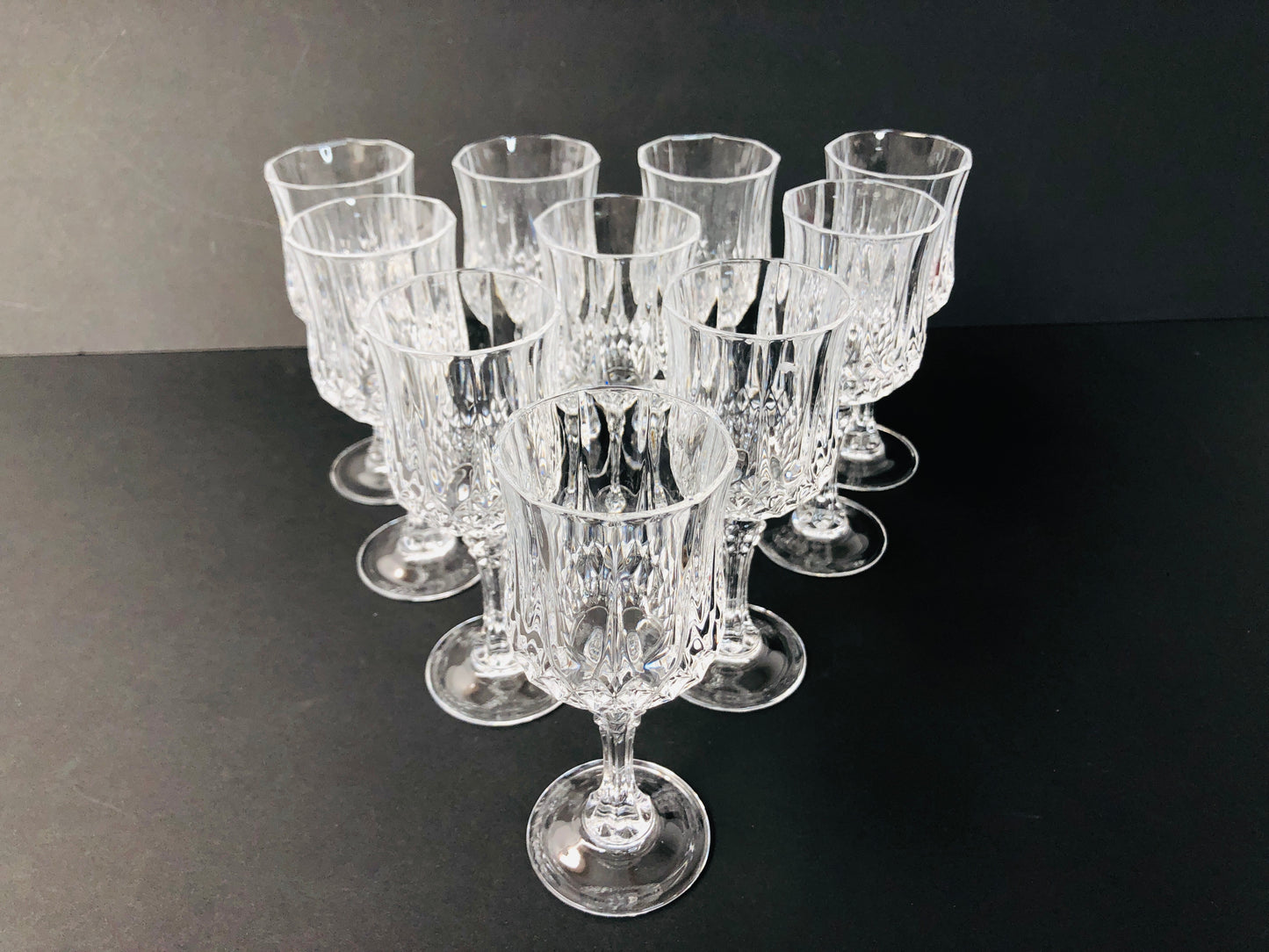 
                  
                    Crystal Wine Glasses x 10 (15859)
                  
                