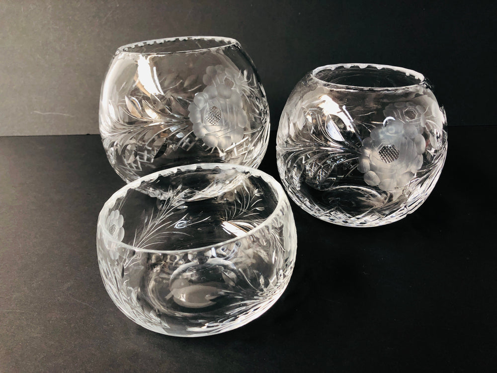 
                  
                    Floral Display Crystal Vases & Jug  (15850)
                  
                
