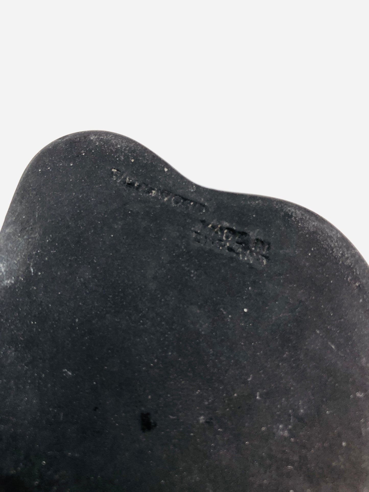 
                  
                    Vintage  Wedgewood  - Black  Jasperware  Jewellery Box (21870)
                  
                