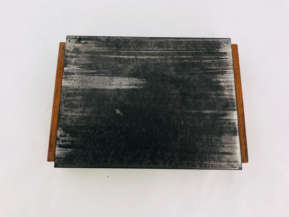 
                  
                    Selangor Pewter & Teak Cigarette Box (21864)
                  
                