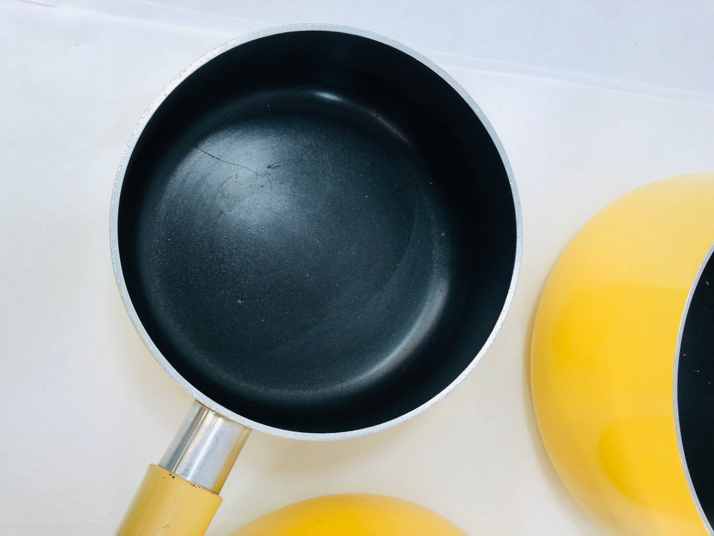 
                  
                    Retro Morphy Richards Pots (x4) and Frypan (21540)
                  
                