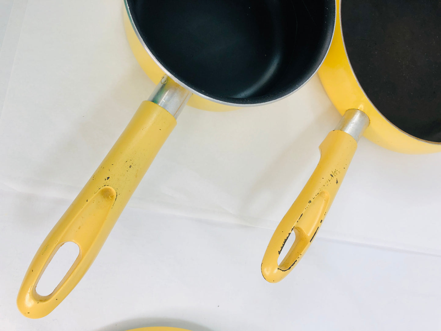 
                  
                    Retro Morphy Richards Pots (x4) and Frypan (21540)
                  
                