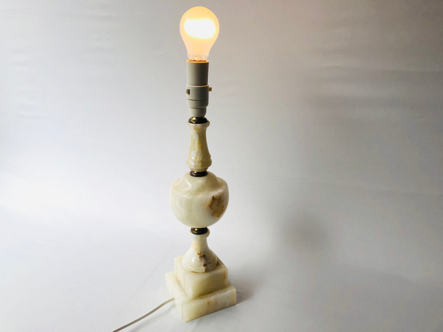 
                  
                    Coverley  - Onyx Stone Lamp (15872)
                  
                