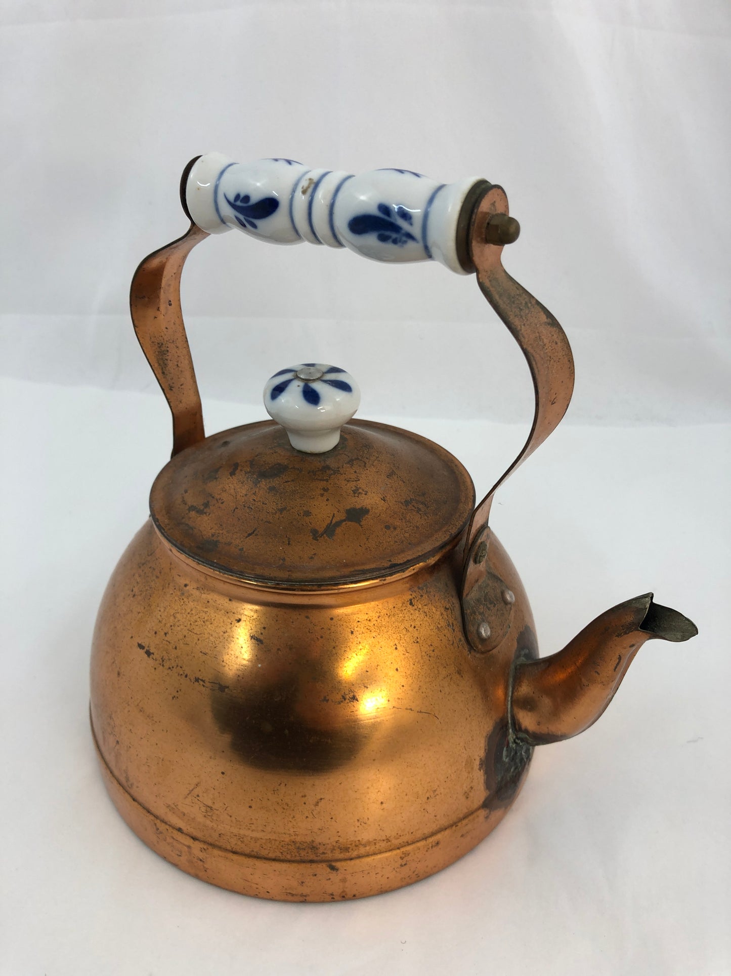 
                  
                    Vintage Copper Look Kettle (21898)
                  
                