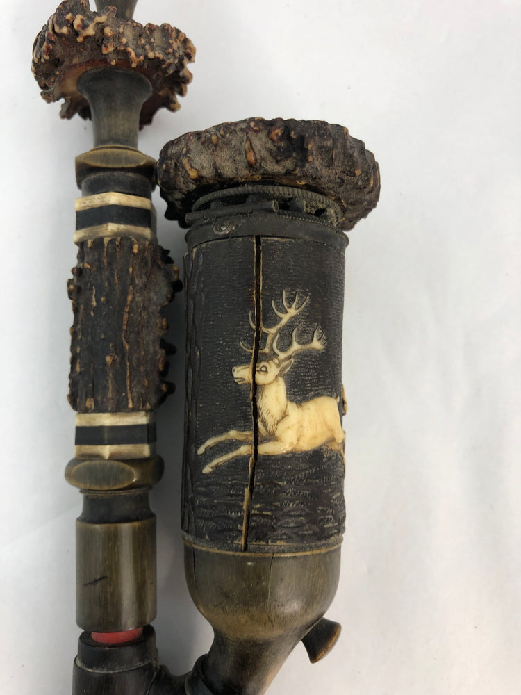 
                  
                    Antique Hunting Tobacco Pipe in Wood and Antler - German (21900)
                  
                