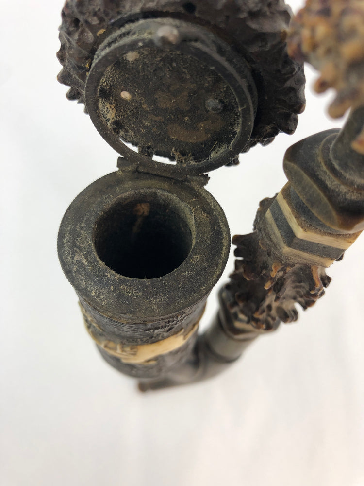 
                  
                    Antique Hunting Tobacco Pipe in Wood and Antler - German (21900)
                  
                