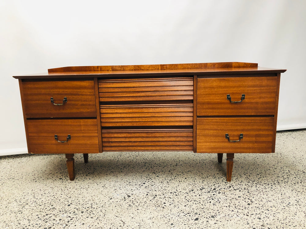 
                  
                    Mid-Century Set of Drawers (15963)
                  
                