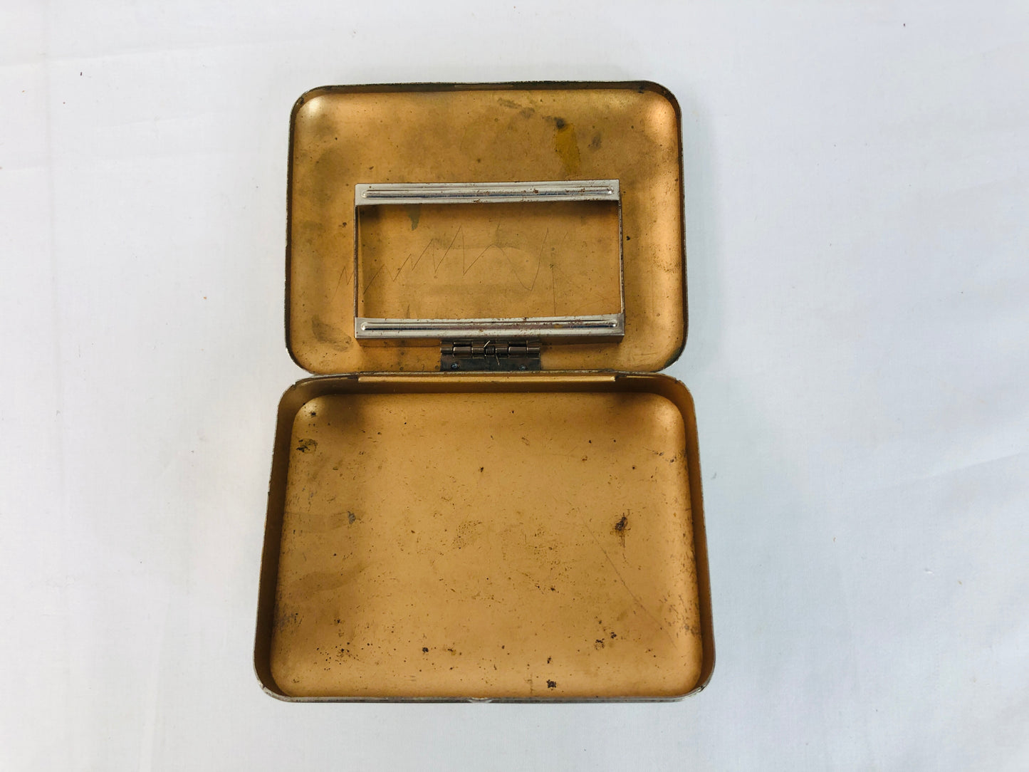 
                  
                    Vintage Tobacco Tin (16005)
                  
                