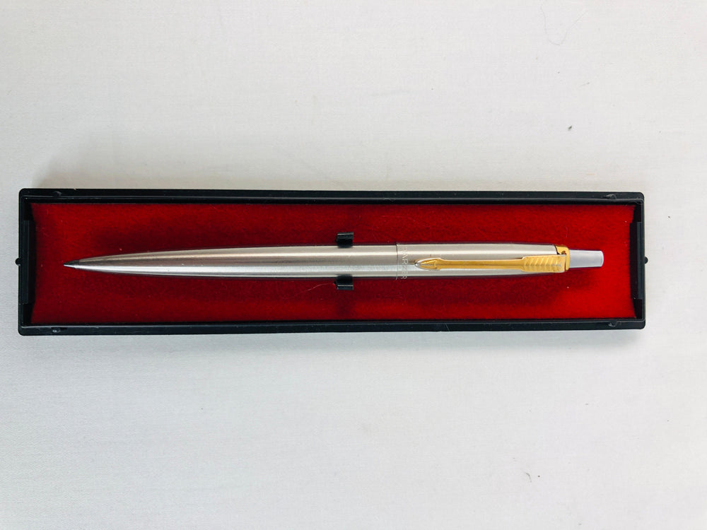 
                  
                    Parker Pen (16010)
                  
                
