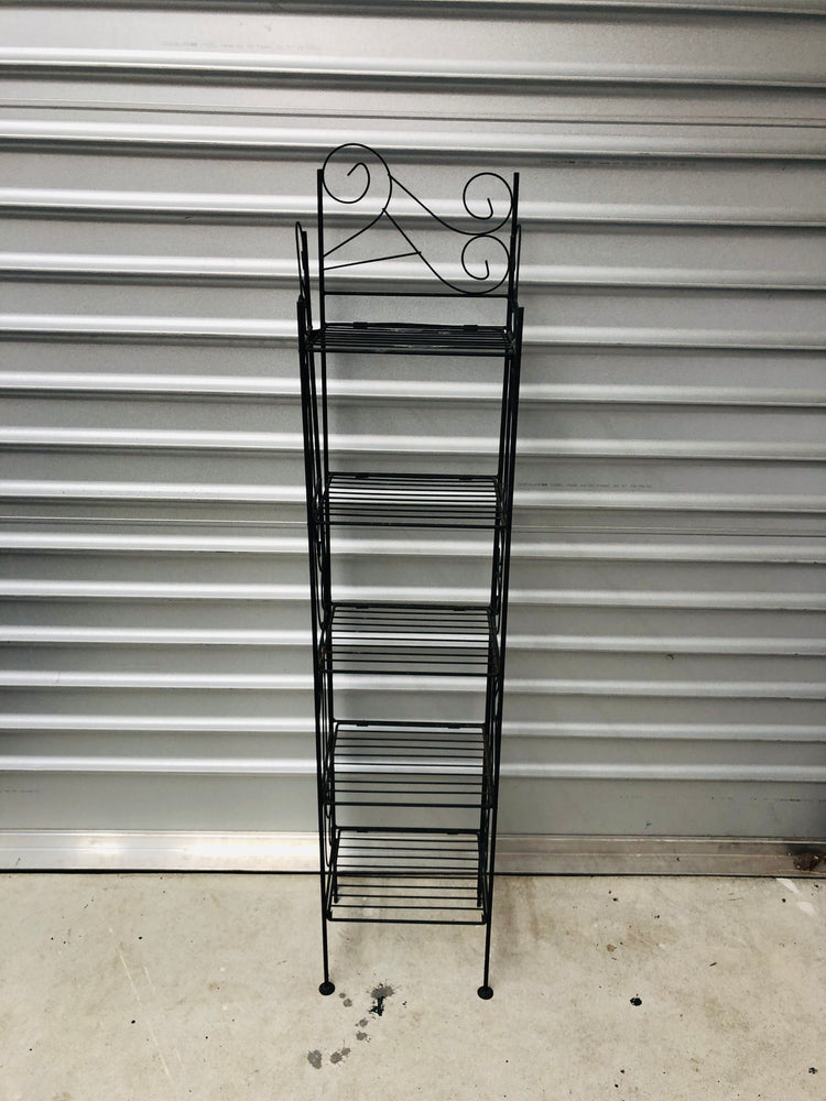 
                  
                    Plant Stand- Metal (16037)
                  
                