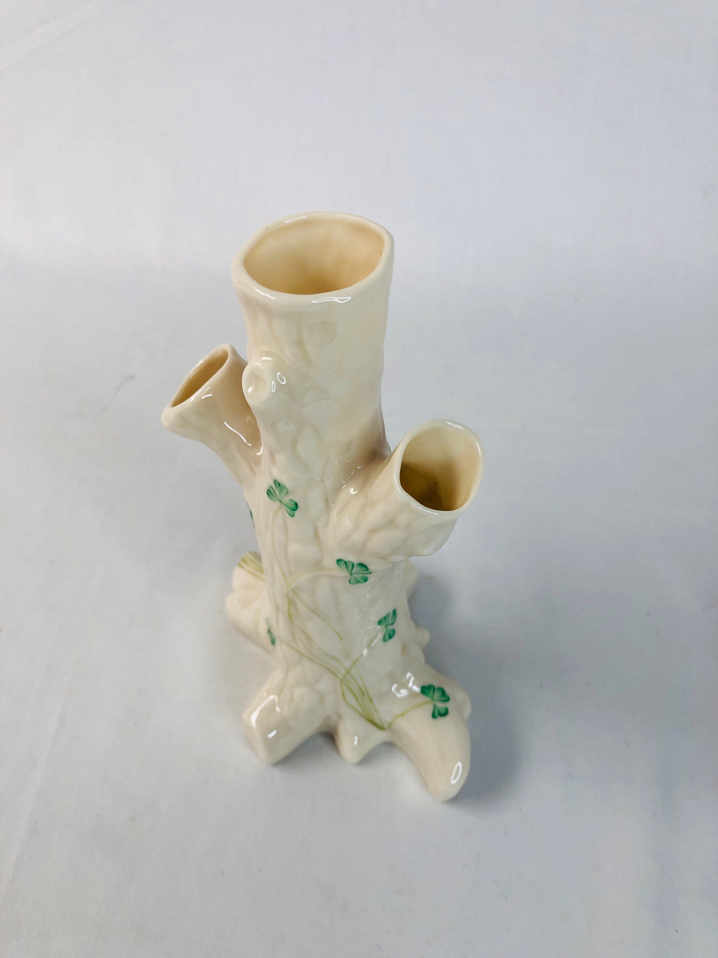 
                  
                    Irish Belleek Tree Stump Vase (16016)
                  
                