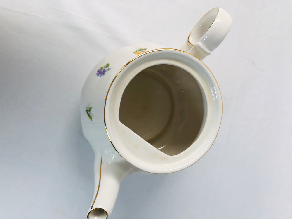 
                  
                    Vintage Sadler Tea Pot (16019)
                  
                