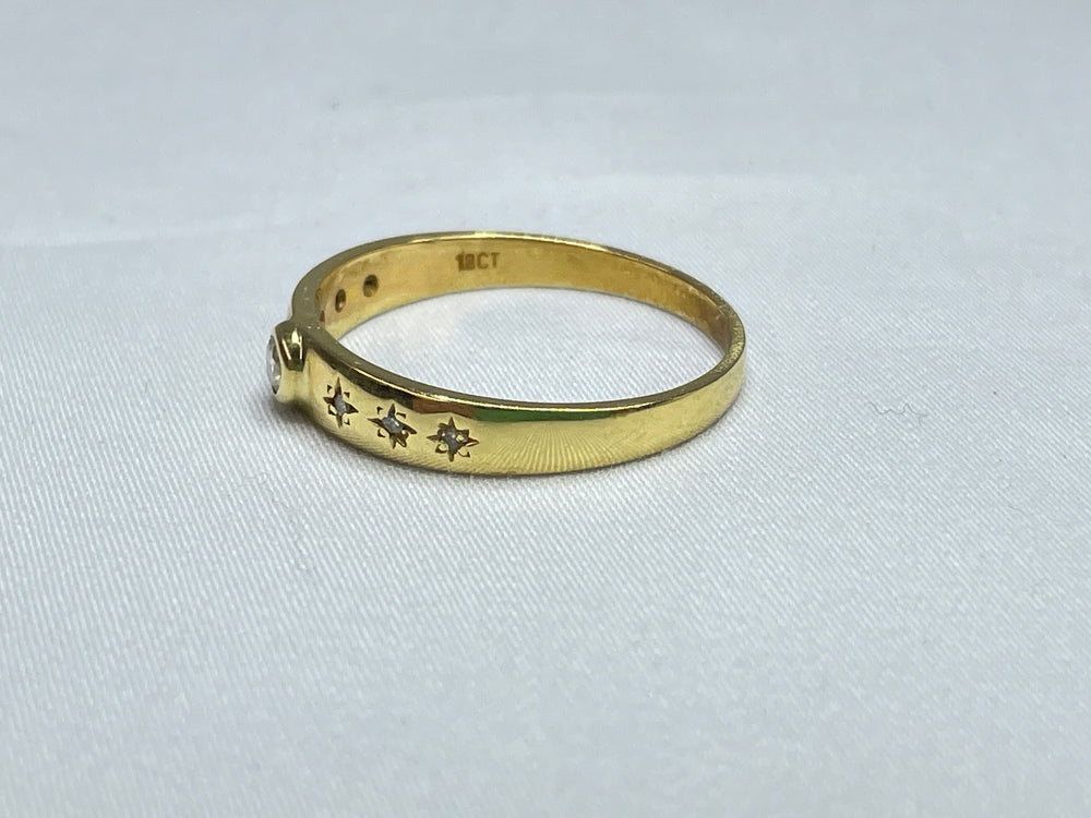 
                  
                    Solitaire Diamond Ring 18ct Gold (16022)
                  
                