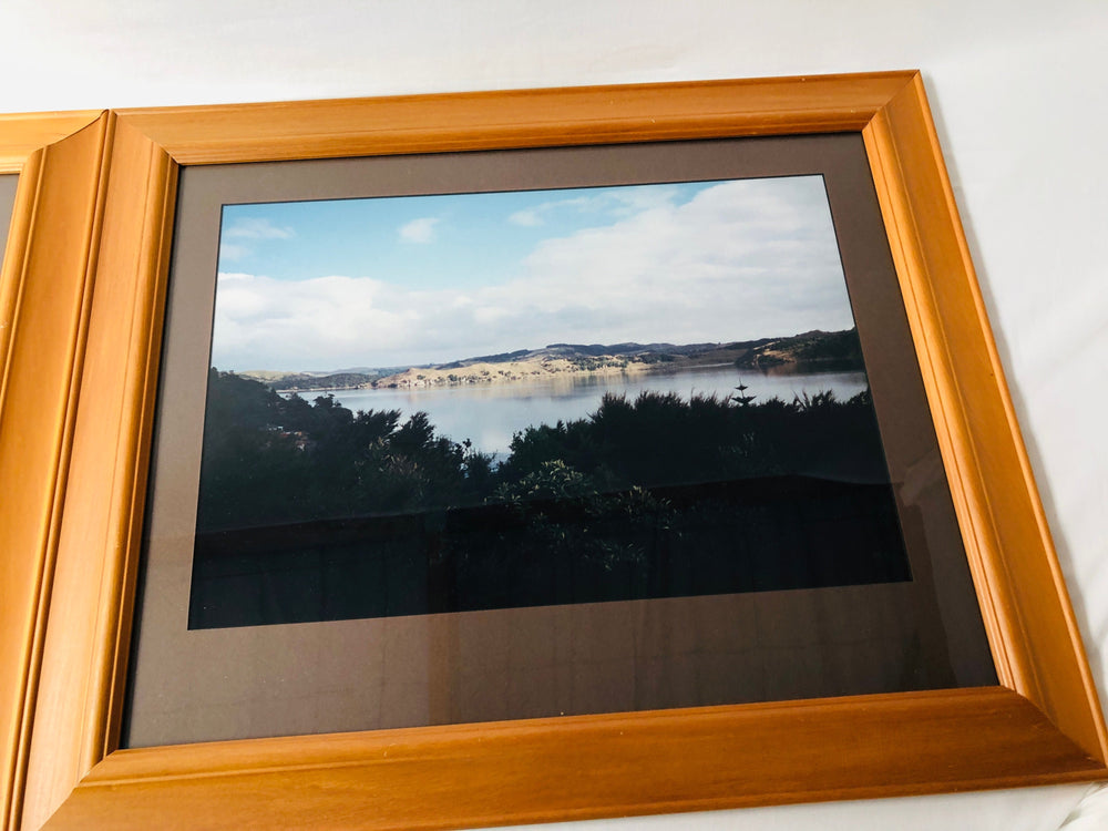 
                  
                    2 x Rimu Framed NZ Photographs (15972)
                  
                