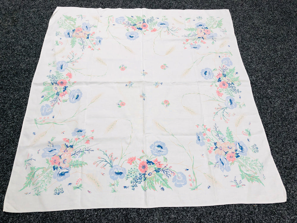 Table Cloth Square- Pretty  (16050)