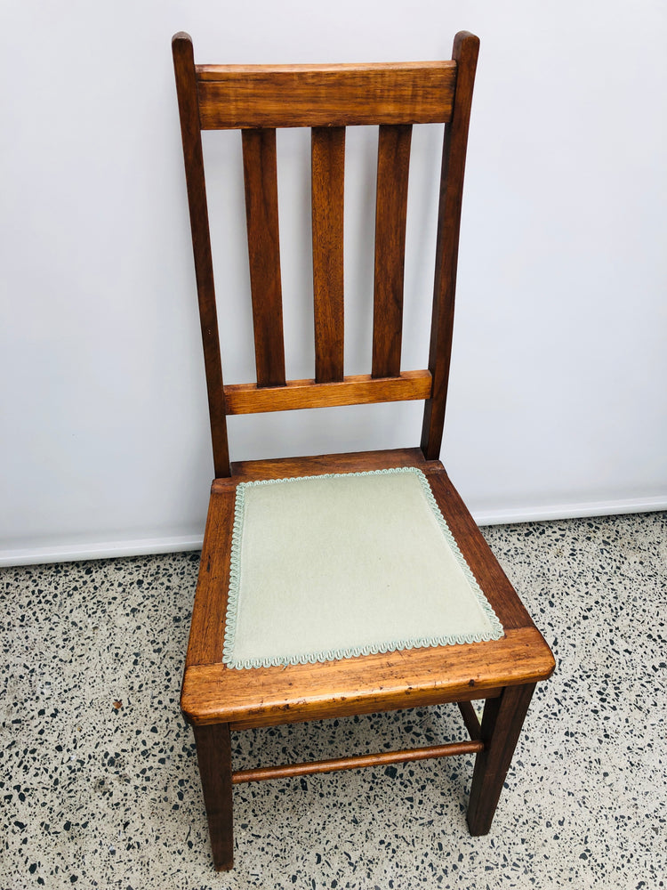 
                  
                    Single Chair (16121)
                  
                