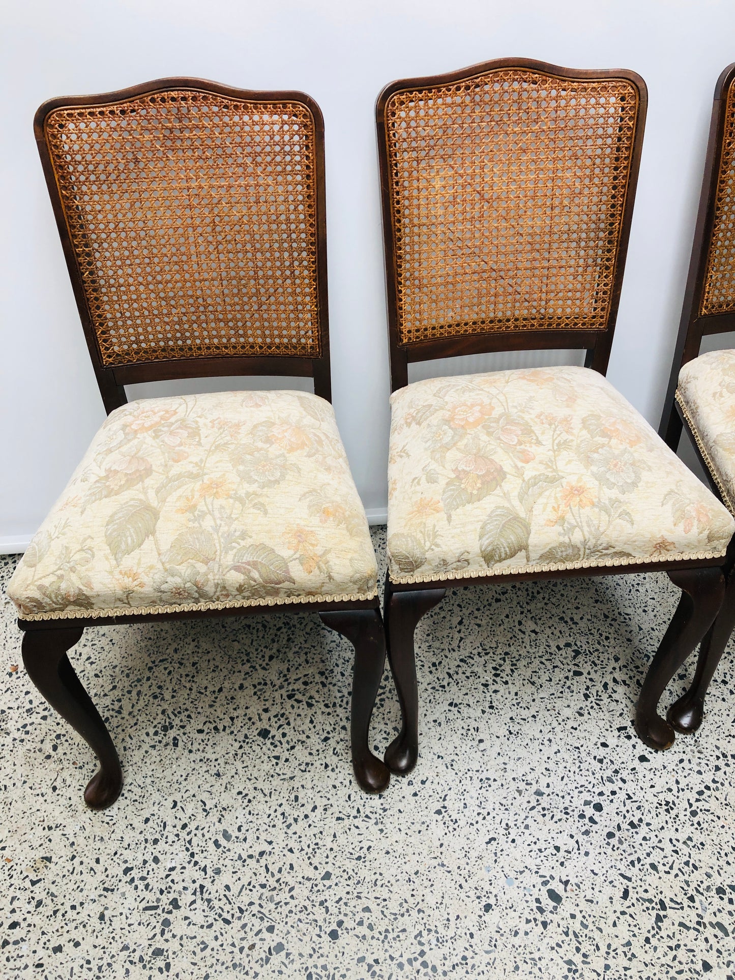 
                  
                    Dining Chairs with Wicker Backs x 6 (16098)
                  
                