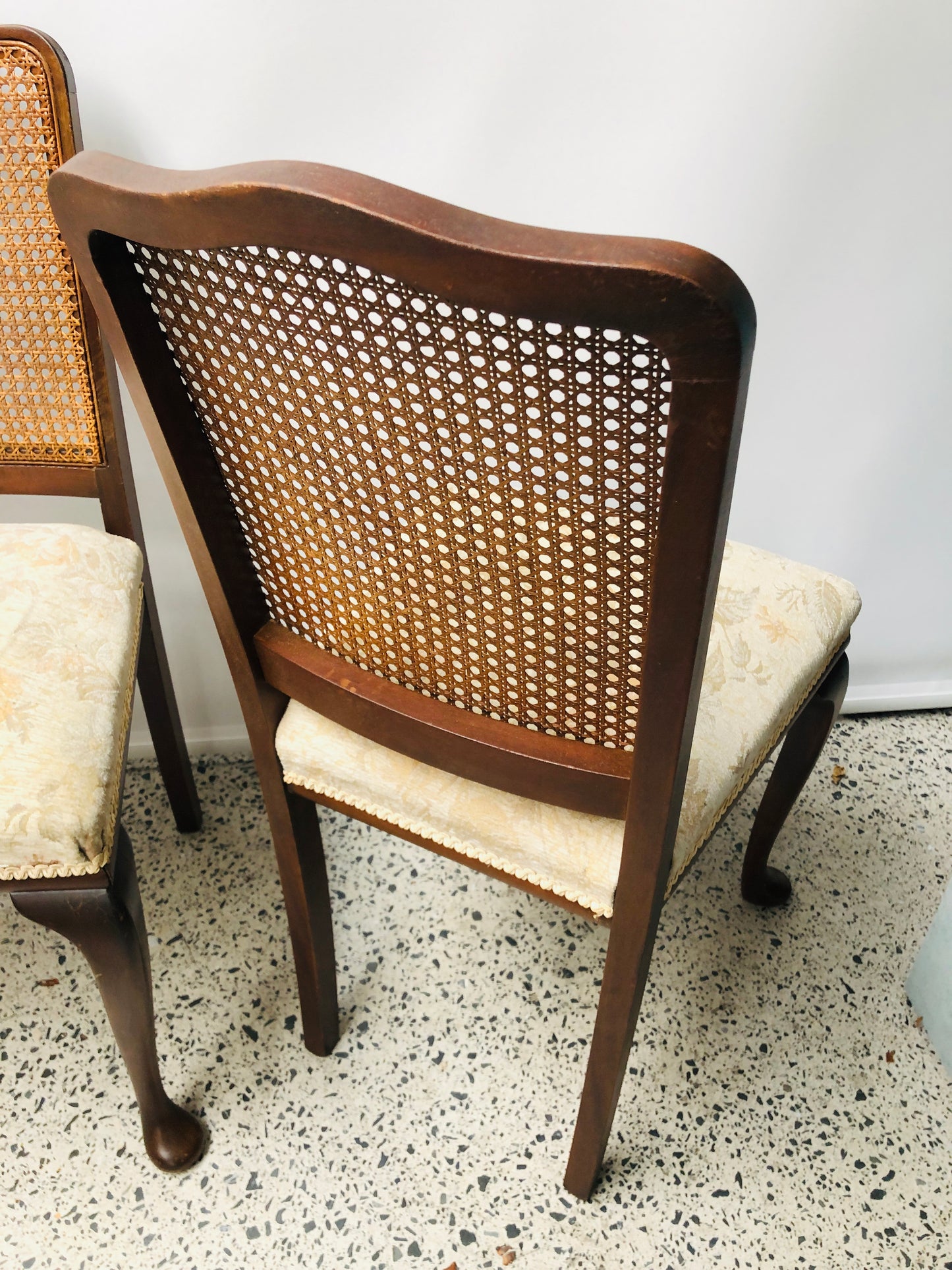 
                  
                    Dining Chairs with Wicker Backs x 6 (16098)
                  
                