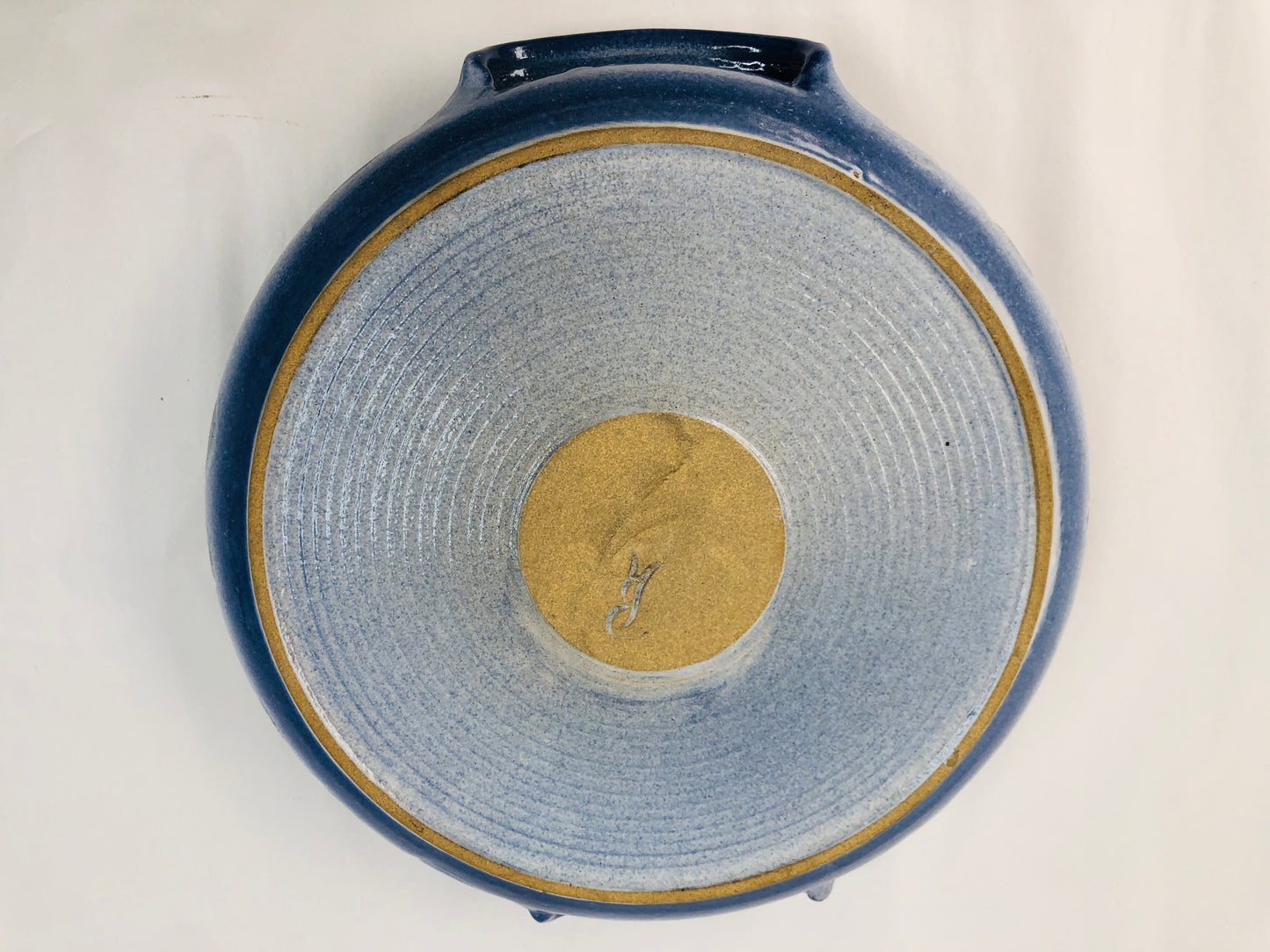 
                  
                    Fantastic Large Pottery Dish (16130)
                  
                